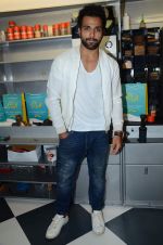 Rithvik Dhanjani at Zapato launch in Prabhadevi on 20th June 2015
